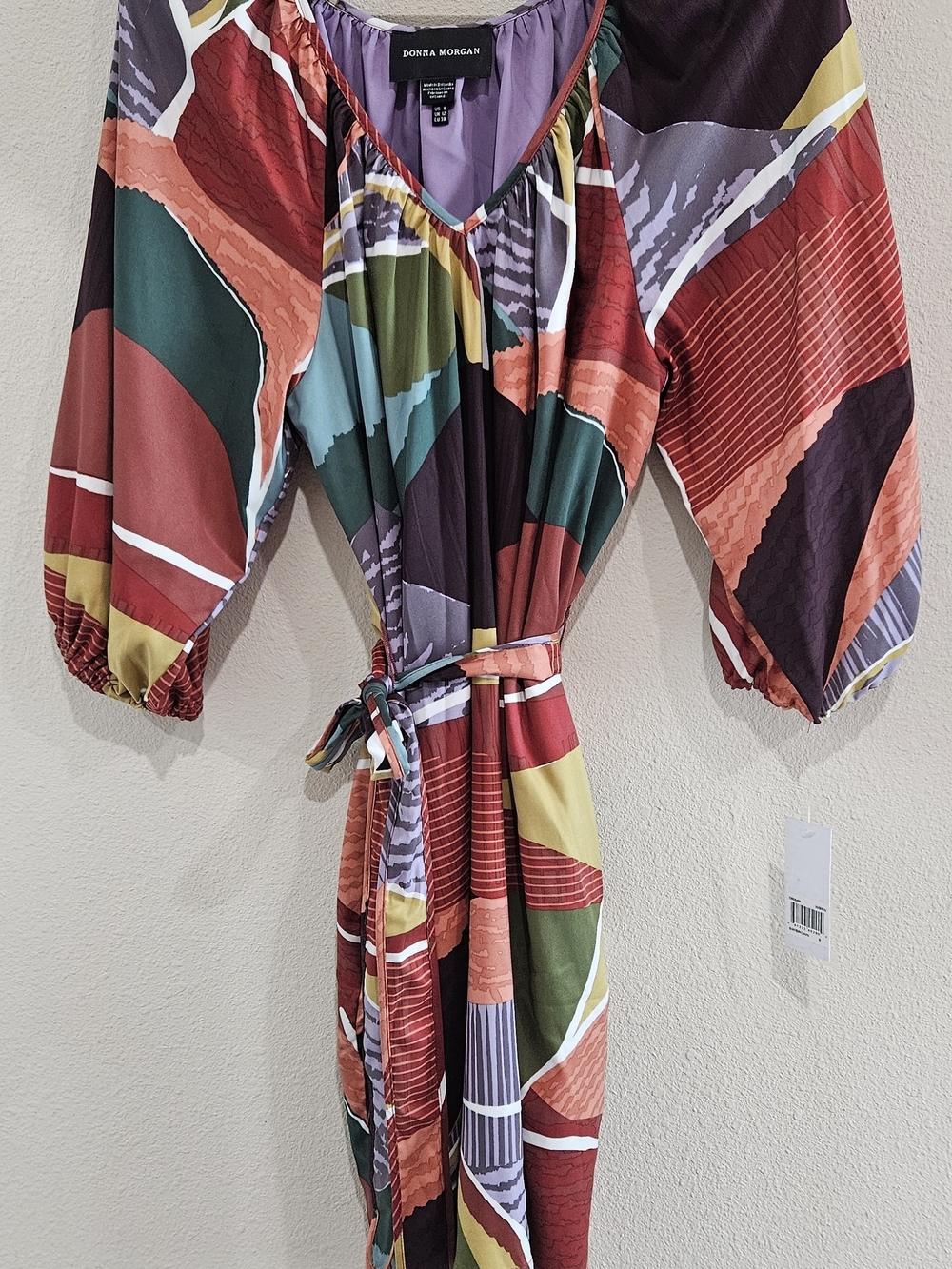Donna Morgan Multicolor Printed V-Neck Midi Dress